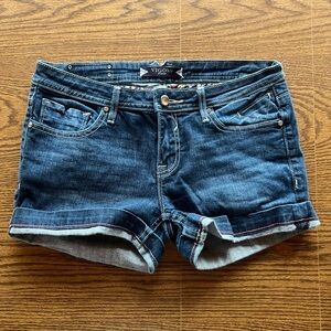 Vigoss Blue Jean Shorts - FIT Short with Rhinestones